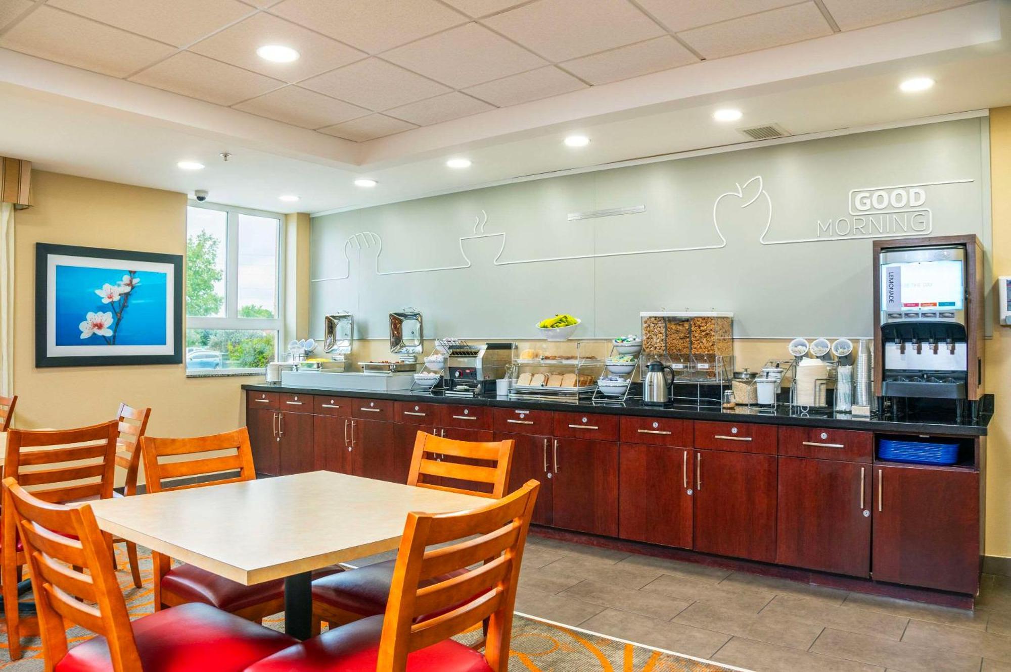 Comfort Inn & Suites Kincardine Buitenkant foto